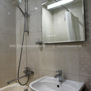 Продам квартиру, 23 Августа ул. , 1  ком., 30 м², капитальный ремонт  - фото 17 Продам квартиру, 23 Августа ул. , 1  ком., 30 м², капитальный ремонт