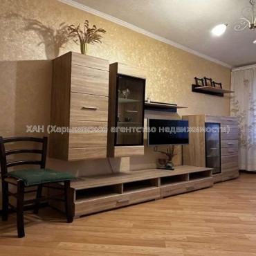 Продам квартиру, 23 Августа ул. , 1  ком., 30 м², капитальный ремонт  - фото 1 Продам квартиру, 23 Августа ул. , 1  ком., 30 м², капитальный ремонт