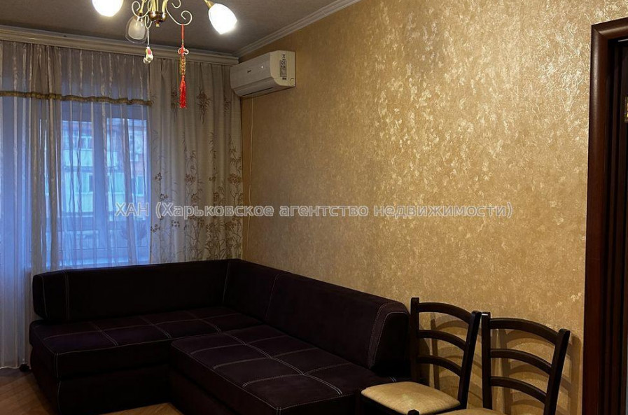 Продам квартиру, 23 Августа ул. , 1  ком., 30 м², капитальный ремонт 