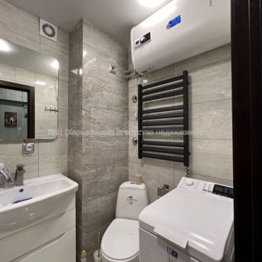 Продам квартиру, Дмитрия Антоновича бул. , 1  ком., 32 м², евроремонт 