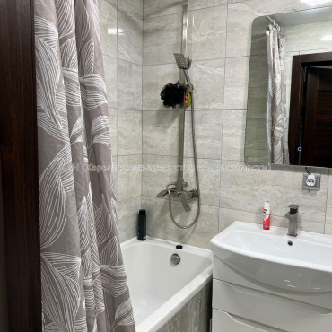 Продам квартиру, Дмитрия Антоновича бул. , 1  ком., 32 м², евроремонт 