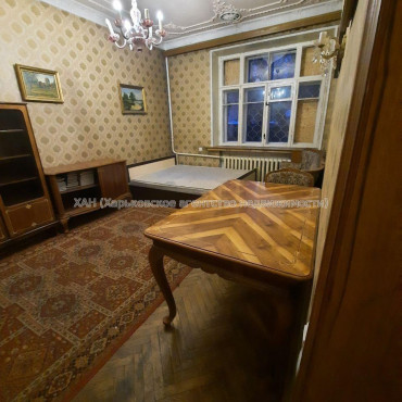 Продам квартиру, Чернышевская ул. , 3 кім., 74 м², косметический ремонт 