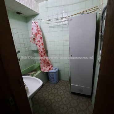 Продам квартиру, Чернышевская ул. , 3 кім., 74 м², косметический ремонт 