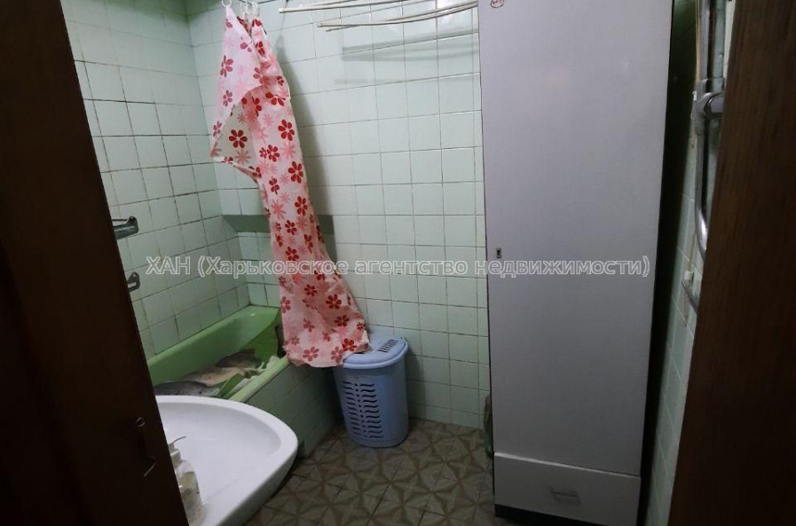 Продам квартиру, Чернышевская ул. , 3  ком., 74 м², косметический ремонт 