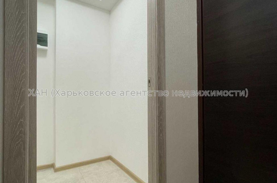 Продам квартиру, Героев Харькова просп. , 1 кім., 33 м², евроремонт 