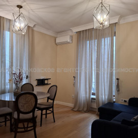 Продам квартиру, Библика ул. , 3  ком., 63 м², евроремонт