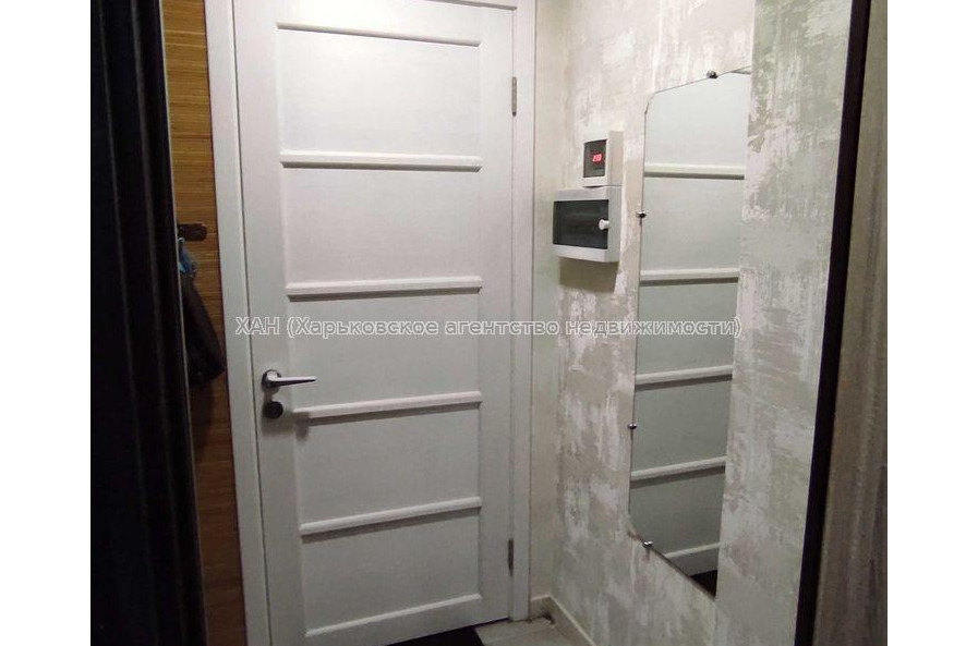 Продам квартиру, Валентиновская ул. , 3 кім., 72 м², евроремонт 