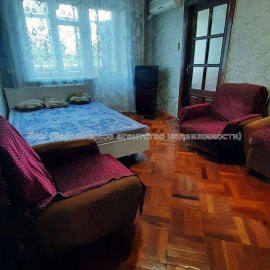 Продам квартиру, Героев Харькова просп. , 2  ком., 43 м², косметический ремонт