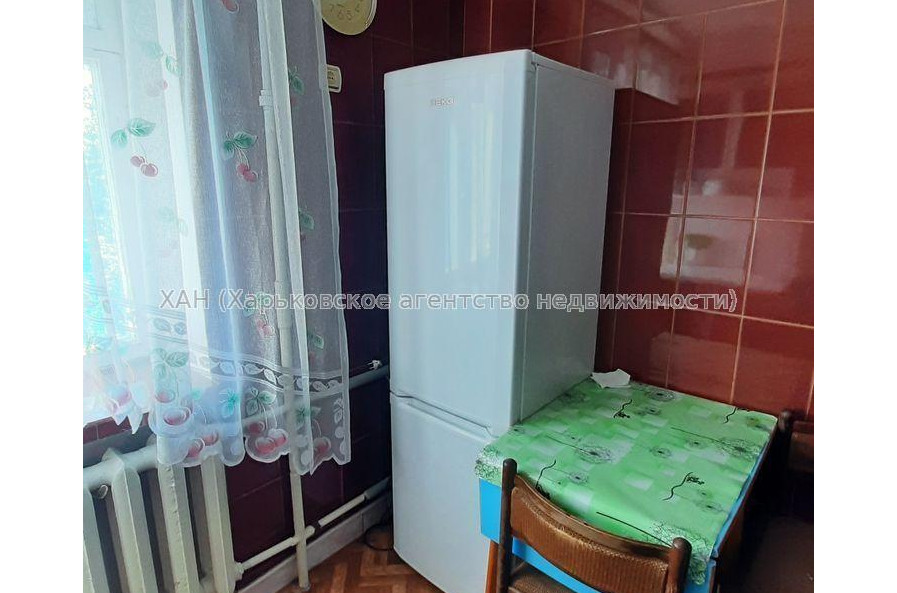 Продам квартиру, Героев Харькова просп. , 2  ком., 43 м², косметический ремонт 