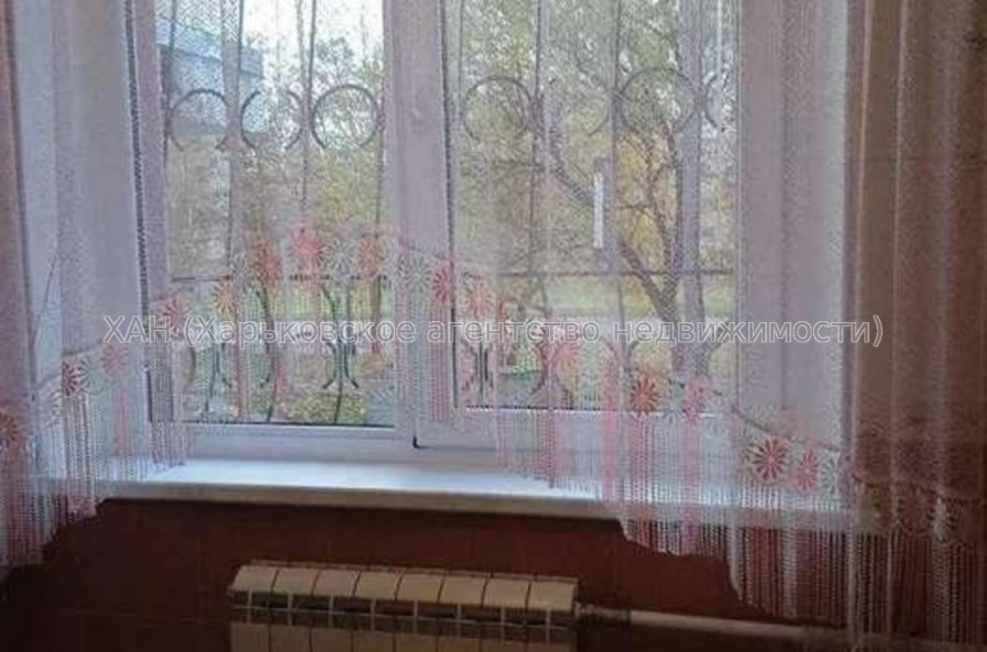Продам квартиру, Зубарева Александра ул. , 2 кім., 50 м², косметический ремонт 