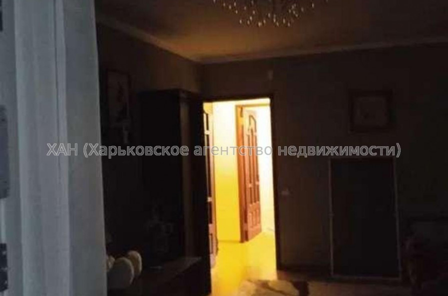 Продам квартиру, Зубарева Александра ул. , 2  ком., 50 м², косметический ремонт 