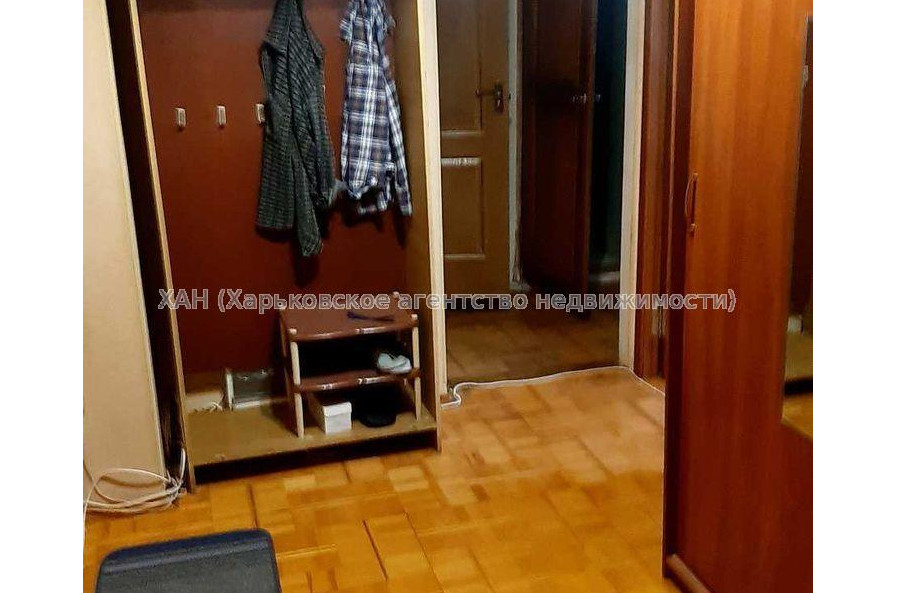 Продам квартиру, Владислава Зубенко ул. , 2  ком., 45 м², косметический ремонт 