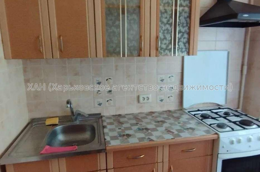 Продам квартиру, Гвардейцев Широнинцев ул. , 2 кім., 44 м², косметический ремонт 