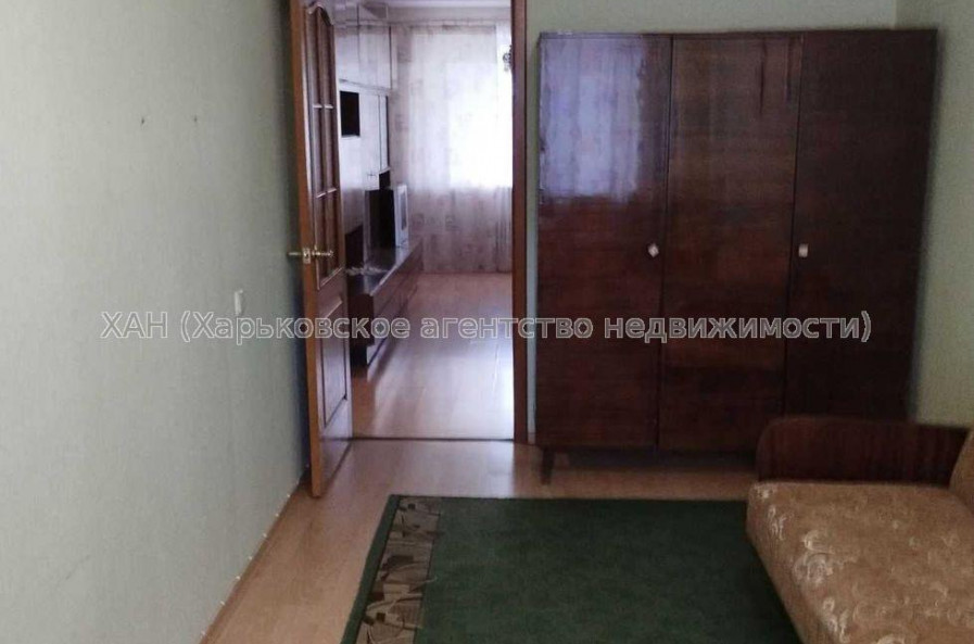 Продам квартиру, Гвардейцев Широнинцев ул. , 2 кім., 44 м², косметический ремонт 