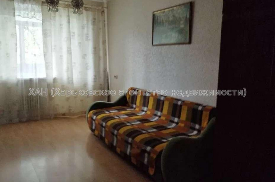 Продам квартиру, Гвардейцев Широнинцев ул. , 2 кім., 44 м², косметический ремонт 