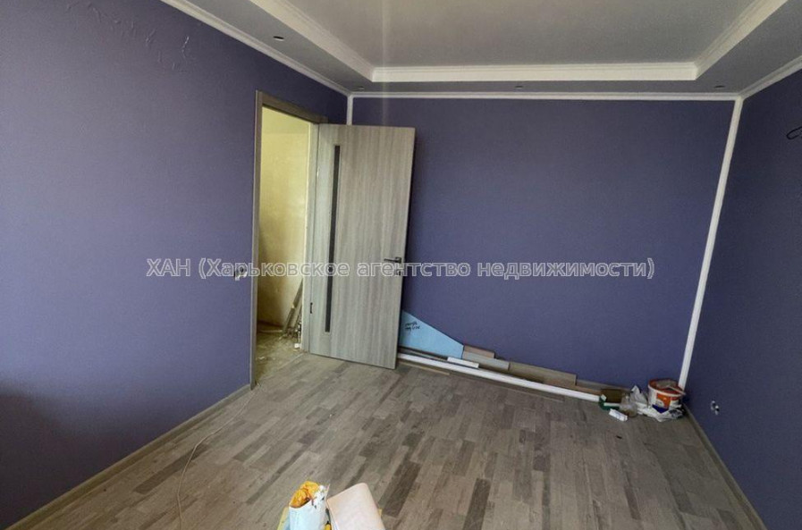 Продам квартиру, Непокоренных ул. , 1  ком., 33 м², частичный ремонт 