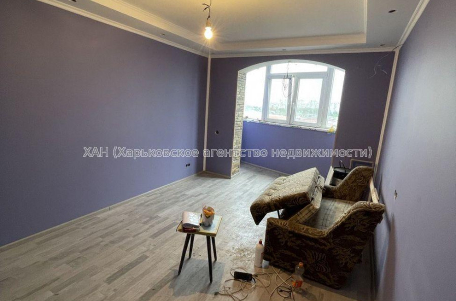 Продам квартиру, Непокоренных ул. , 1  ком., 33 м², частичный ремонт 