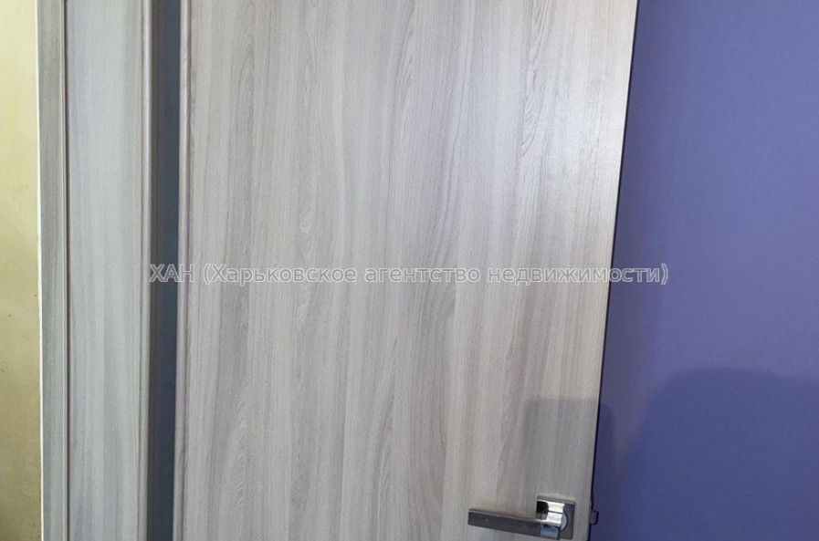 Продам квартиру, Непокоренных ул. , 1  ком., 33 м², частичный ремонт 