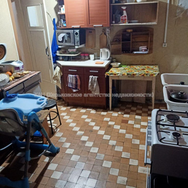 Продам квартиру, Золочевская ул. , 2 кім., 35 м², косметический ремонт 