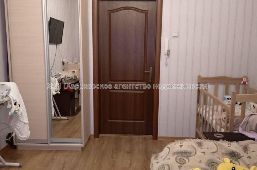 Продам квартиру, Золочевская ул. , 2 кім., 35 м², косметический ремонт 
