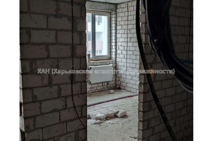 Продам квартиру, Шевченковский пер. , 2 кім., 62 м², без внутренних работ 