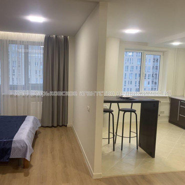 Продам квартиру, Сухумская ул. , 1  ком., 54 м², капитальный ремонт 