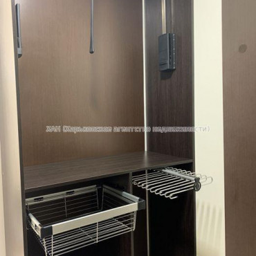 Продам квартиру, Сухумская ул. , 1  ком., 54 м², капитальный ремонт 