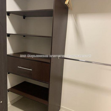 Продам квартиру, Сухумская ул. , 1  ком., 54 м², капитальный ремонт 