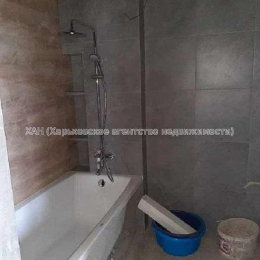 Продам квартиру, Домостроительная ул. , 3  ком., 57 м², частичный ремонт 