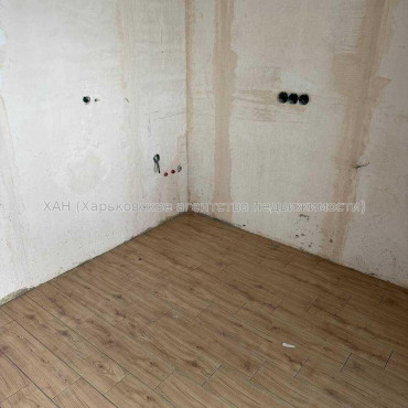 Продам квартиру, Домостроительная ул. , 3  ком., 57 м², частичный ремонт 
