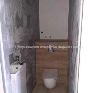 Продам квартиру, Домостроительная ул. , 3  ком., 57 м², частичный ремонт 