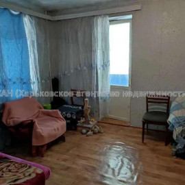 Продам квартиру, Достоевского ул. , 2 кім., 50 м², косметический ремонт