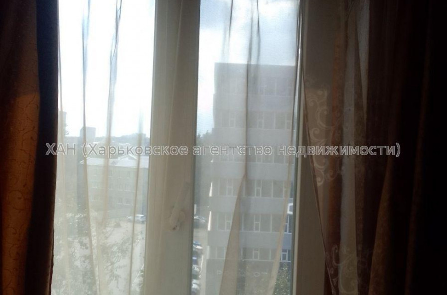 Продам квартиру, Большая Панасовская ул. , 1 кім., 16 м², советский ремонт 