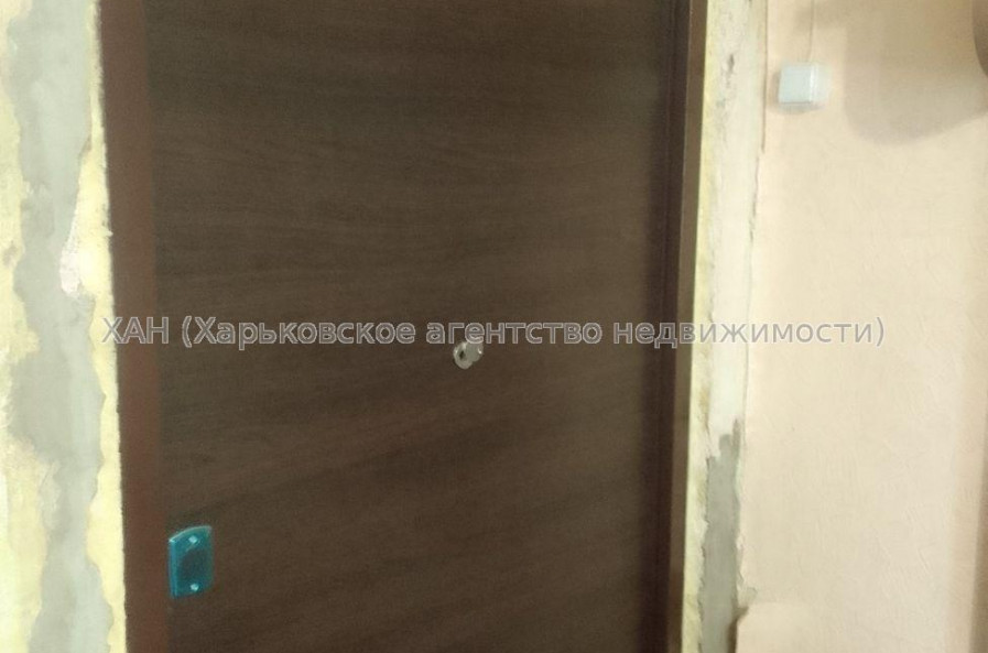 Продам квартиру, Большая Панасовская ул. , 1 кім., 16 м², советский ремонт 