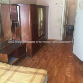 Продам квартиру, Фейербаха ул. , 2 кім., 42 м², косметический ремонт