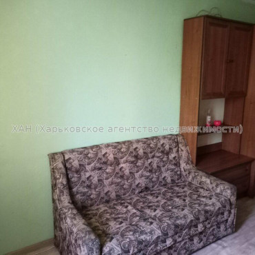 Продам квартиру, Ощепкова Андрея ул. , 1 кім., 20 м², советский ремонт 