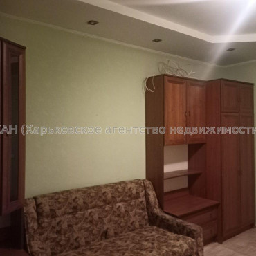 Продам квартиру, Ощепкова Андрея ул. , 1 кім., 20 м², советский ремонт 