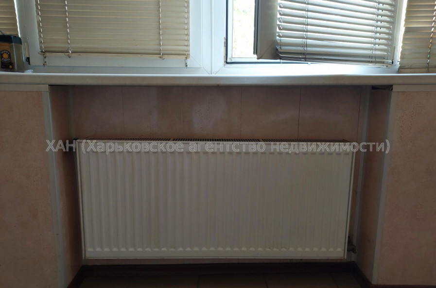 Продам квартиру, Лебединская ул. , д. 3 , 3  ком., 100 м², капитальный ремонт 