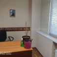 Продам квартиру, Лебединская ул. , 3 кім., 100 м², капитальный ремонт 