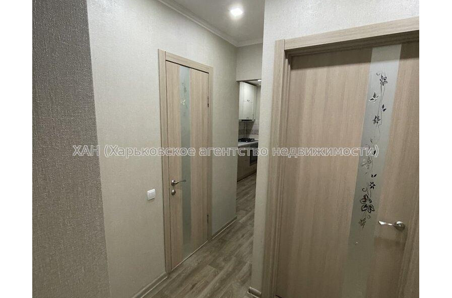 Продам квартиру, Каденюка ул. , 2 кім., 44 м², капитальный ремонт 