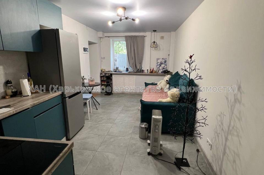 Продам квартиру, Ферганская ул. , 2  ком., 40 м², капитальный ремонт 