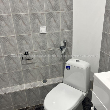 Продам квартиру, Дарвина ул. , 2 кім., 50.70 м², евроремонт 