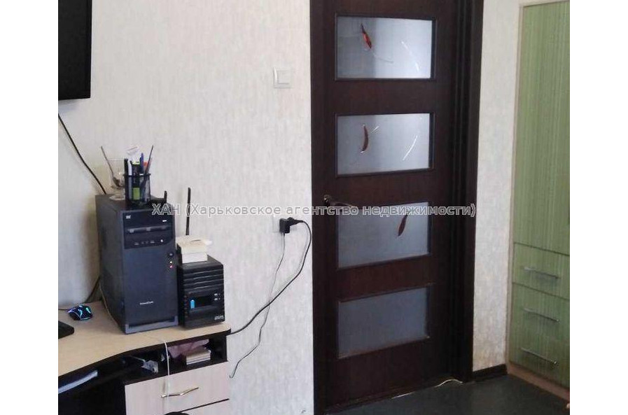 Продам квартиру, Садовый проезд , 4  ком., 82 м², советский ремонт 