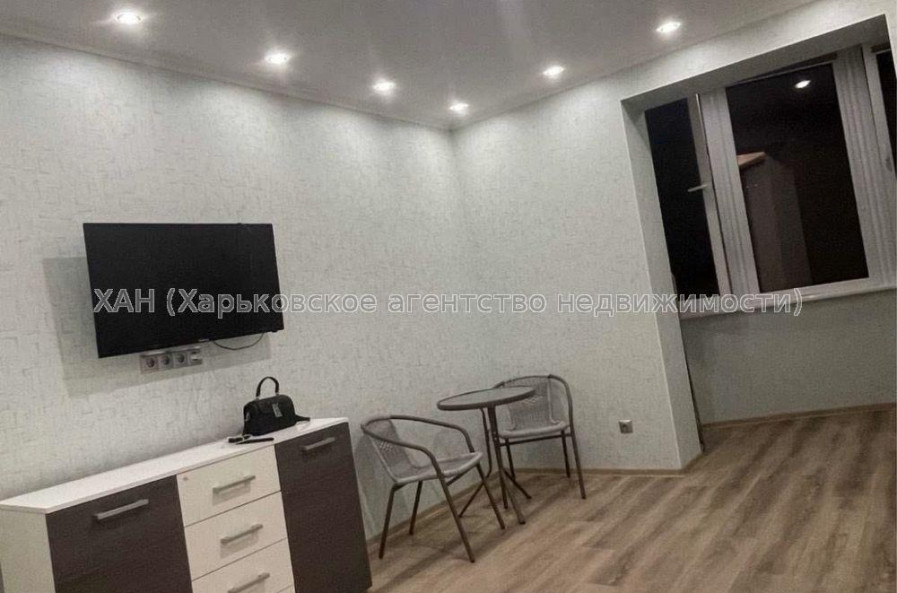 Продам квартиру, Пискуновский пер. , 1 кім., 41 м², евроремонт 