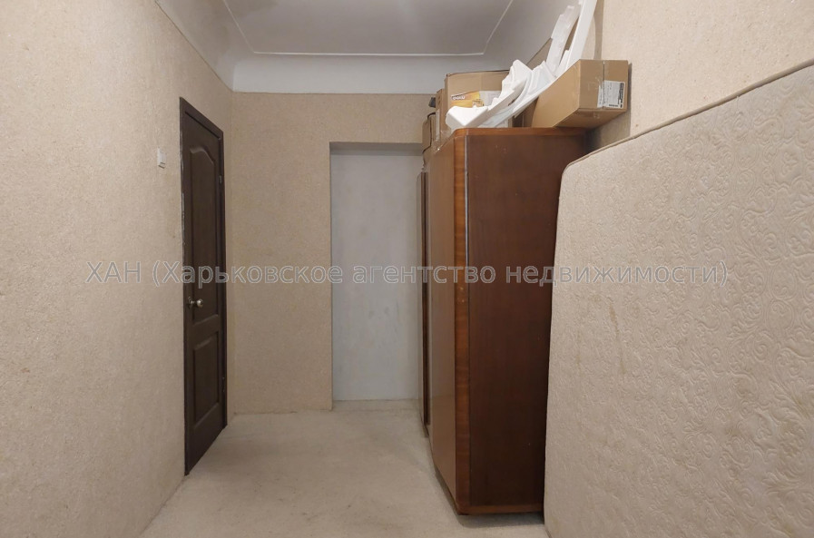 Продам квартиру, Сидоренковская ул. , 3  ком., 50.60 м², косметический ремонт 