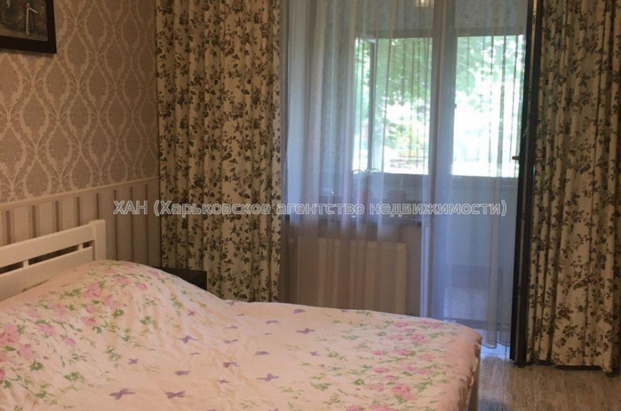 Продам квартиру, Дизельная ул. , 2  ком., 67 м², евроремонт 