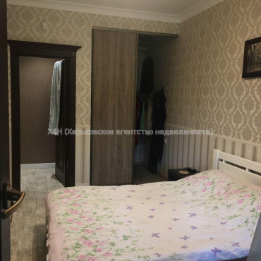 Продам квартиру, Дизельная ул. , 2 кім., 67 м², евроремонт 