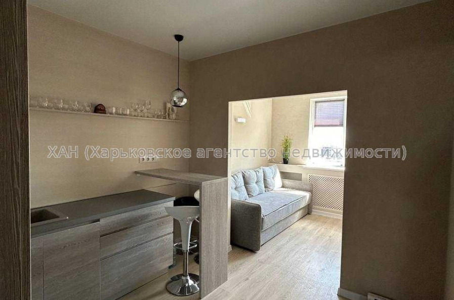 Продам квартиру, Мира ул. , 1 кім., 40 м², капитальный ремонт 