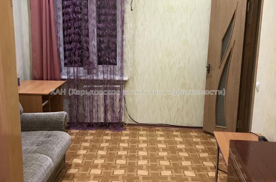 Продам квартиру, Героев Харькова просп. , 1 кім., 27 м², капитальный ремонт 