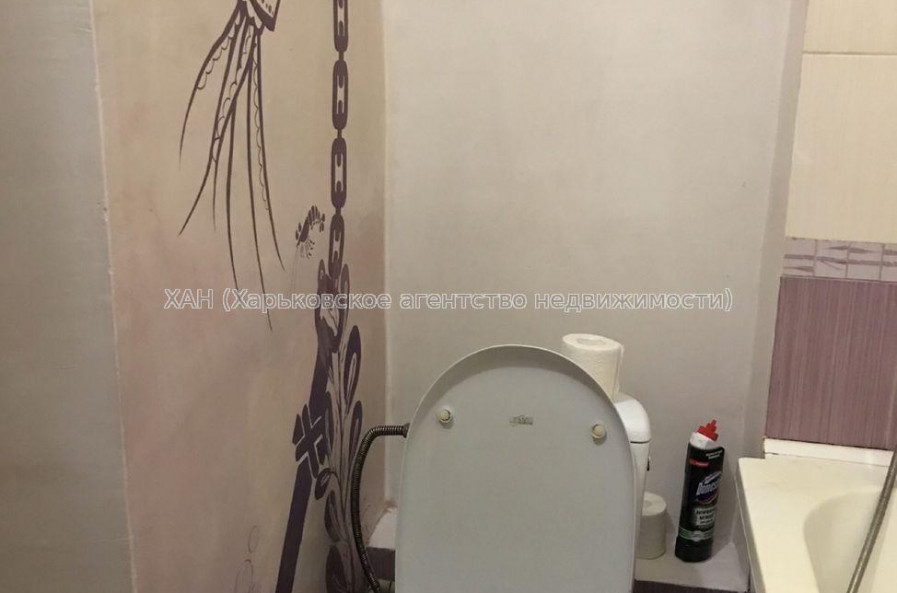 Продам квартиру, Героев Харькова просп. , 1 кім., 27 м², капитальный ремонт 